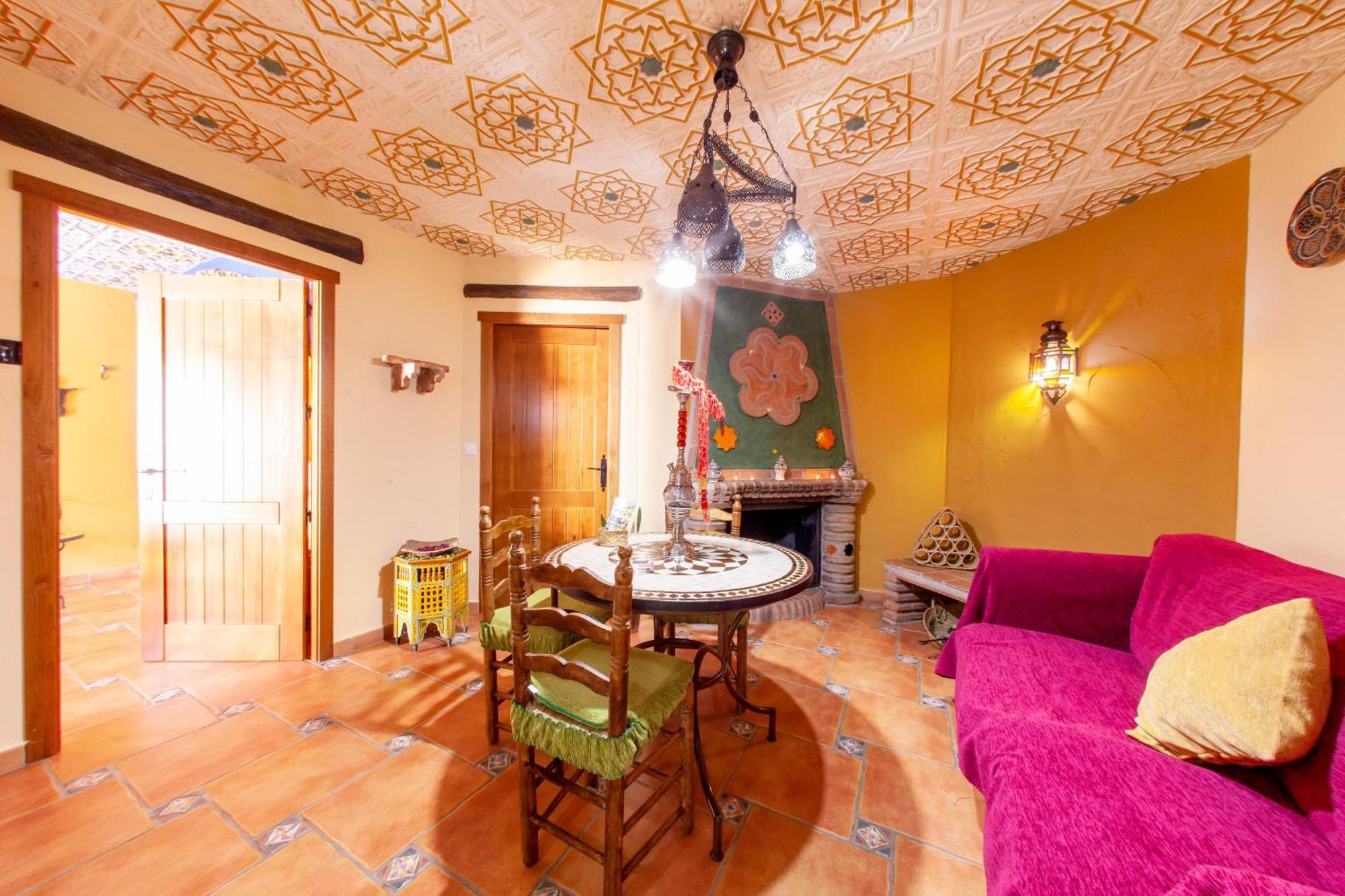 Apartamentos La Granja Hinojares 外观 照片