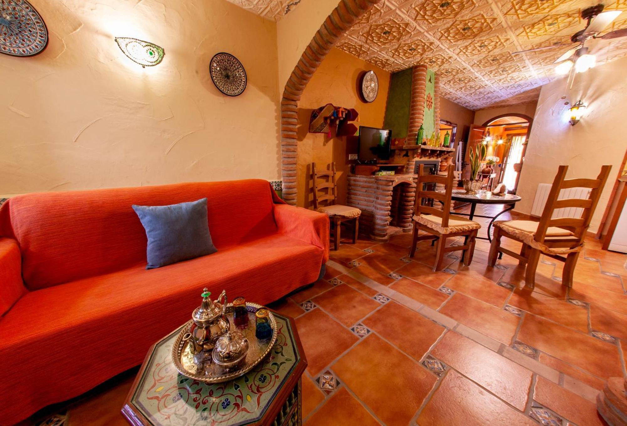 Apartamentos La Granja Hinojares 外观 照片
