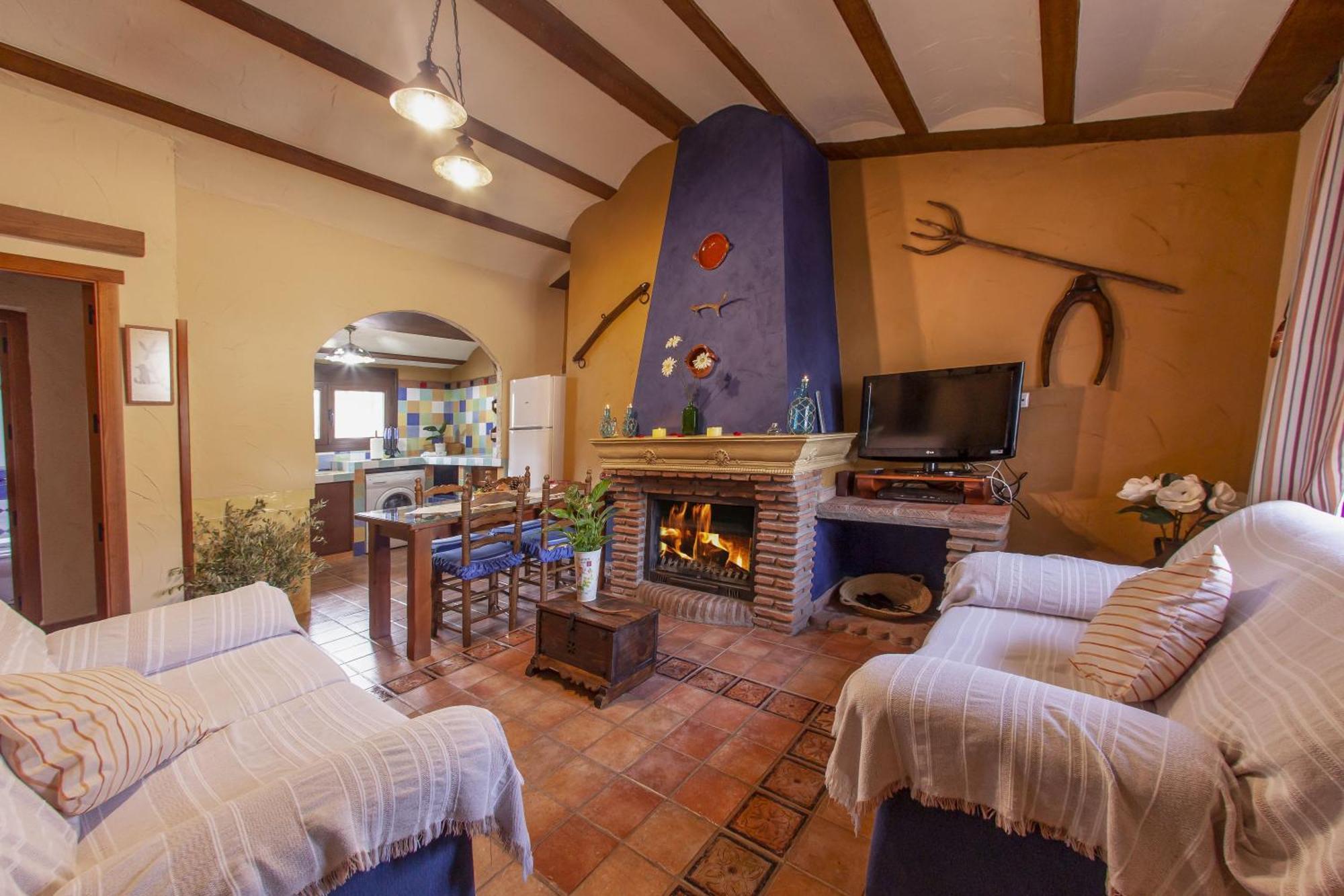Apartamentos La Granja Hinojares 外观 照片