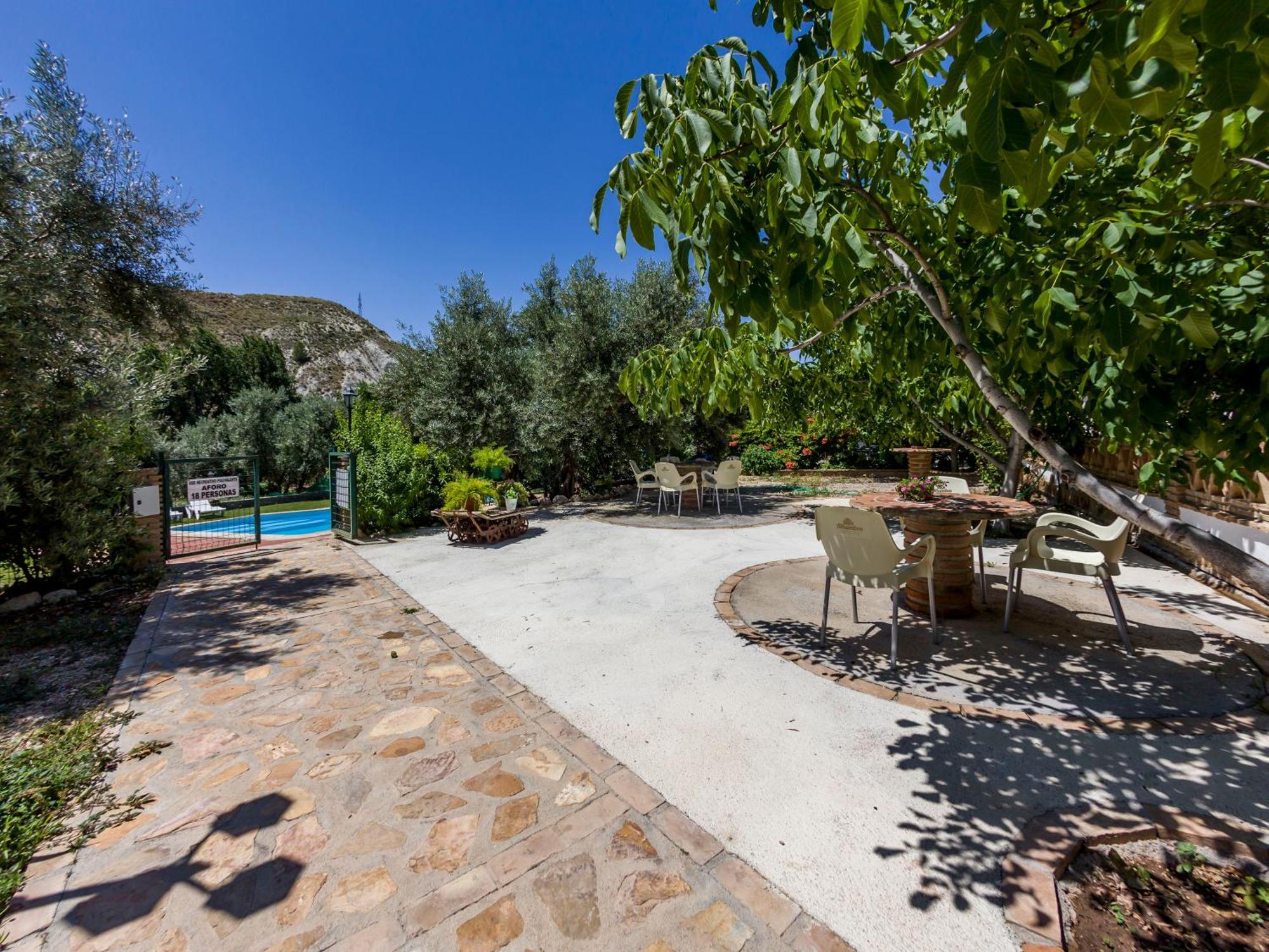 Apartamentos La Granja Hinojares 外观 照片
