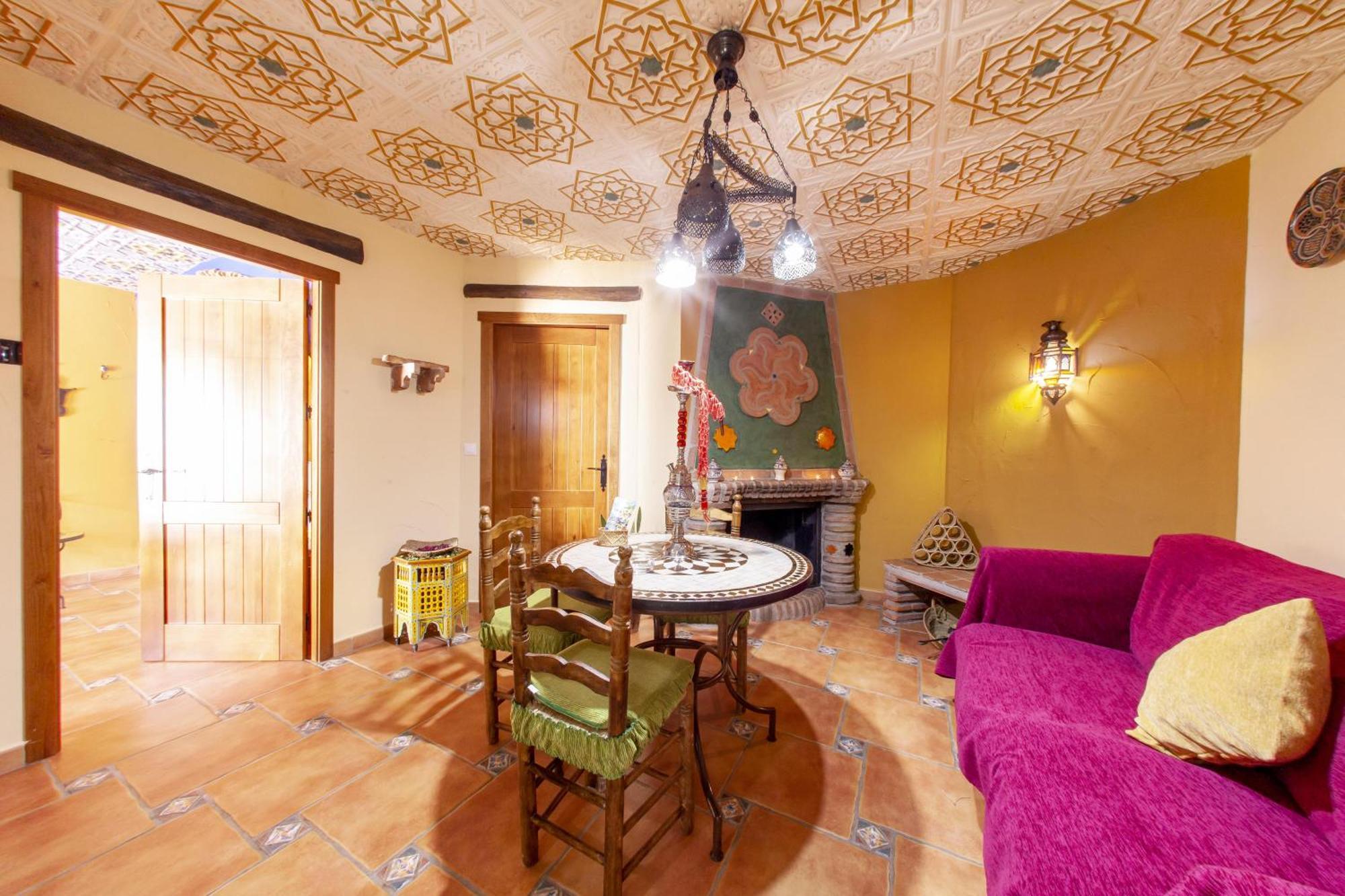 Apartamentos La Granja Hinojares 外观 照片