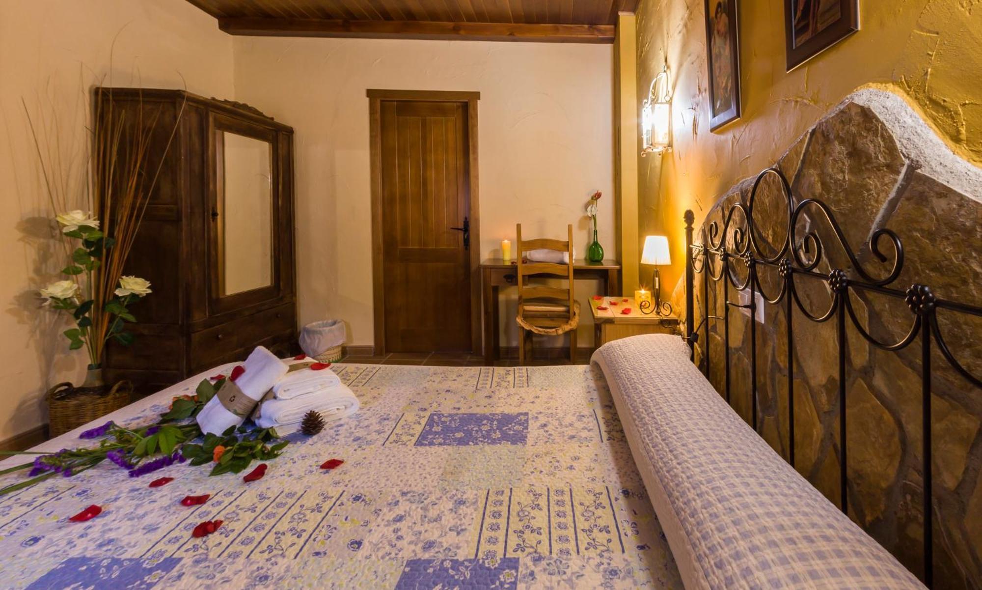 Apartamentos La Granja Hinojares 外观 照片