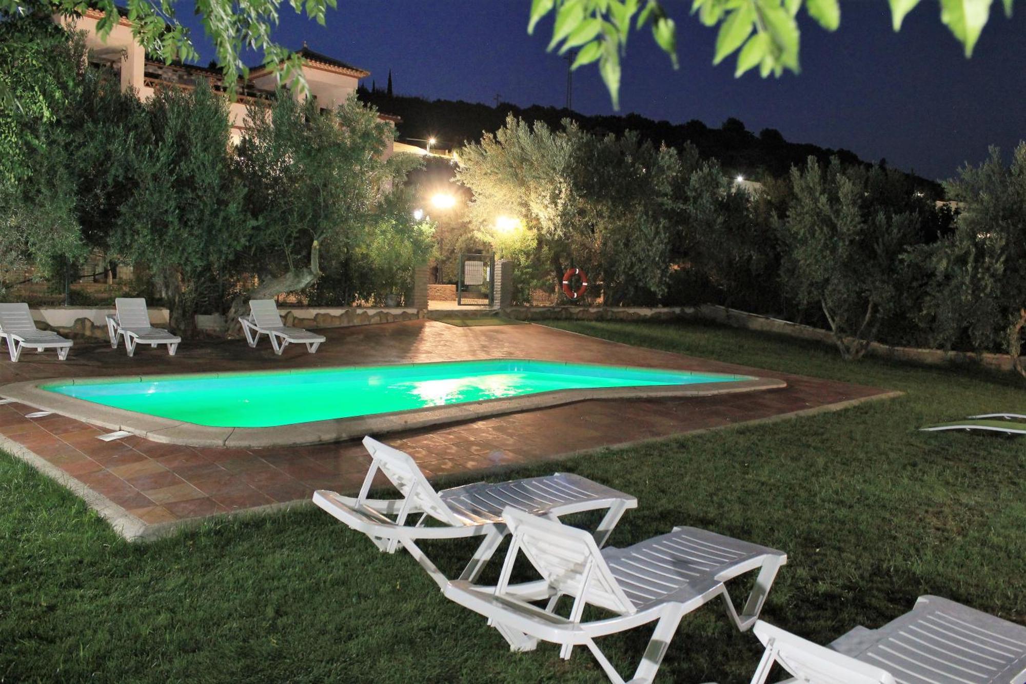 Apartamentos La Granja Hinojares 外观 照片