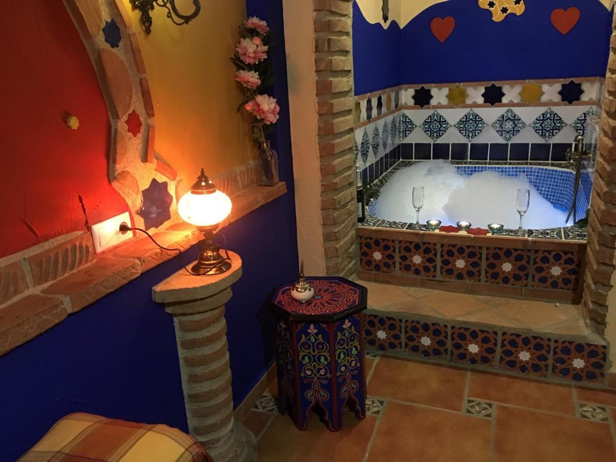 Apartamentos La Granja Hinojares 外观 照片
